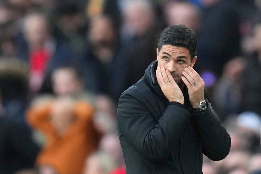 La crisis de Arsenal, reflejo de una Premier League que hizo rey al gol de pelota parada
